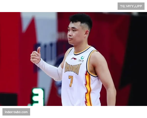 四川金强遭遇32连败创纪录 攻防两端全面崩盘难求一胜 四川金强遭遇32连败创纪录 攻防两端全面崩盘难求一胜